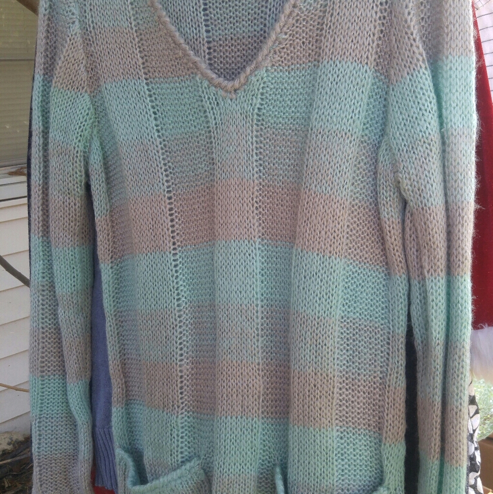 Rue 21 sweater